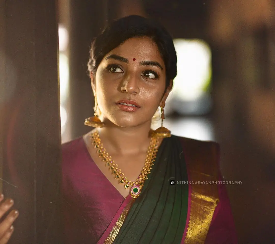 Malayalam Actress Rajisha Vijayan in Green Saree Maroon Blouse